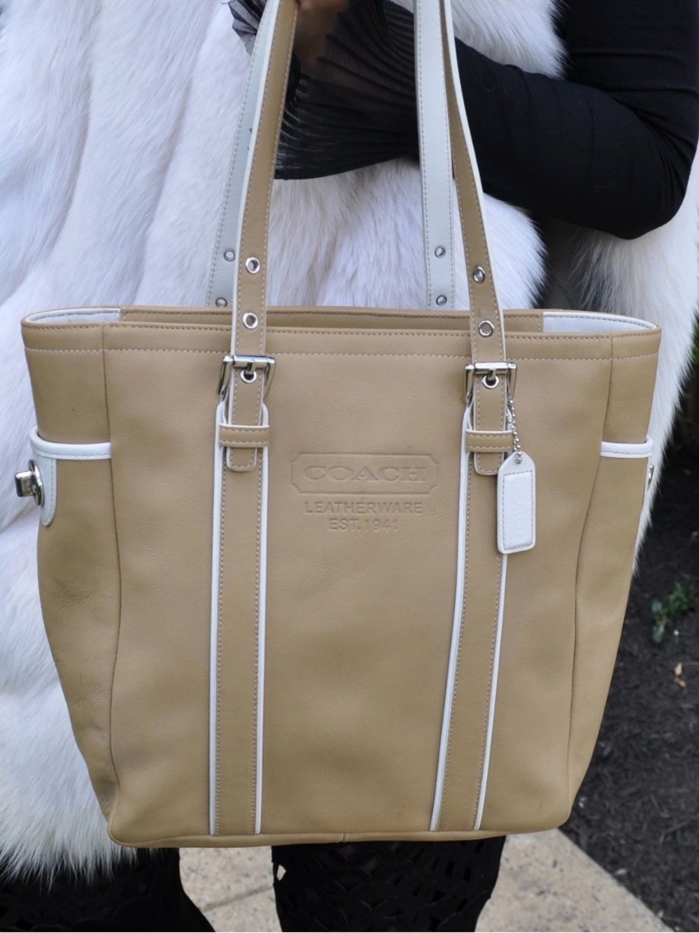 Coach Leatherware Legacy Turnlock Leather Tote Bag Camel White Trim Large